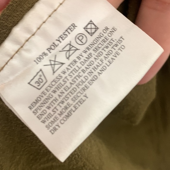 Les Rivales boho pleated ruffled long sleeve v neck top faux suede tan - Picture 5 of 6